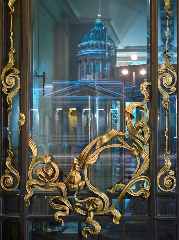 из серии Невское Зазеркалье