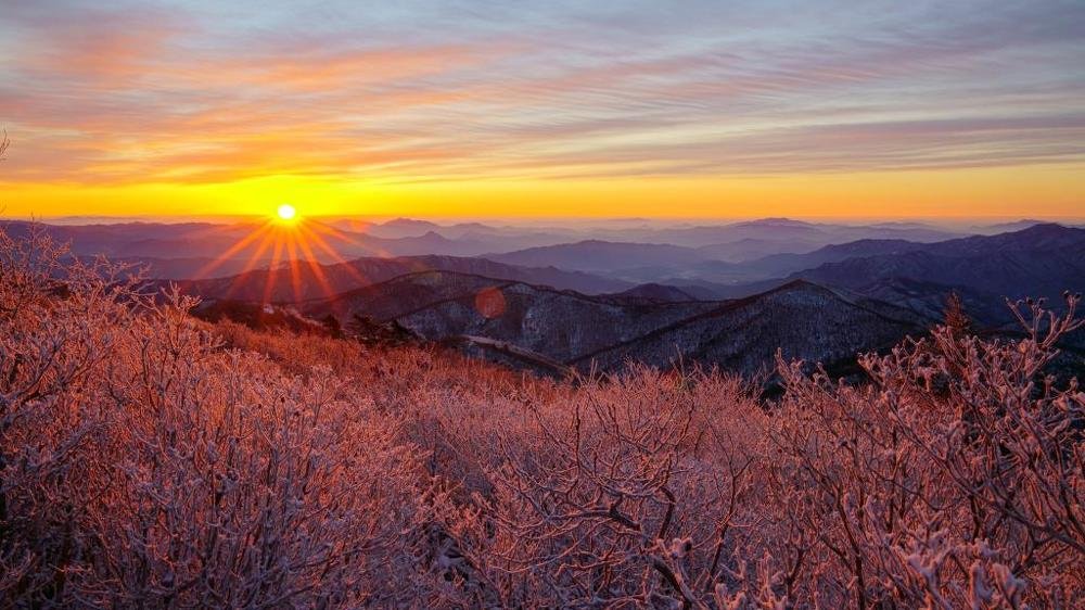 Sunrise looking at the mountains