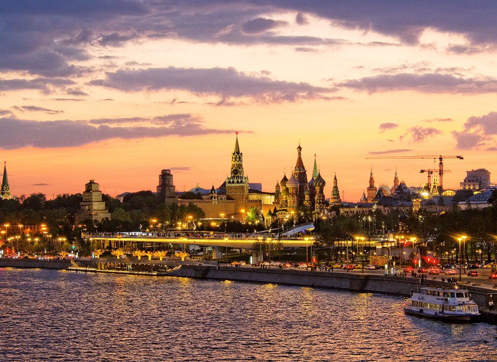 Закат на Москва-реке