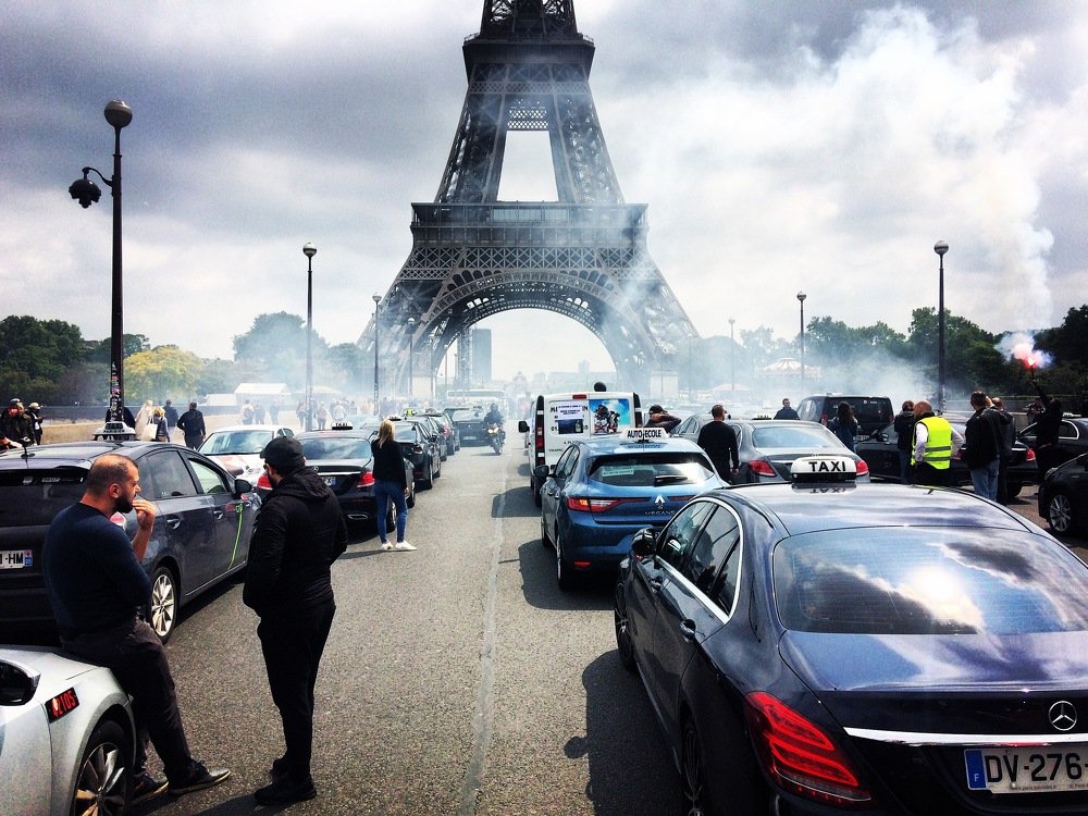 Протестная мгла