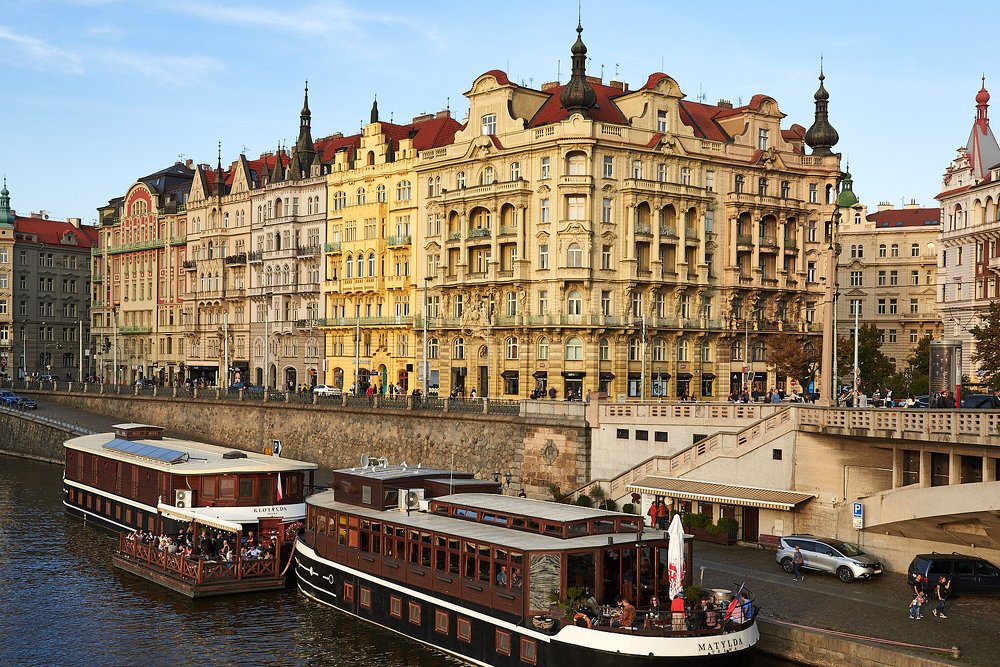 Дом на набережной Масарика. Прага.