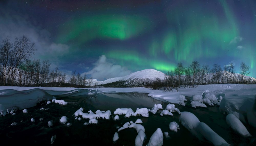 Аврора над Хибинами
