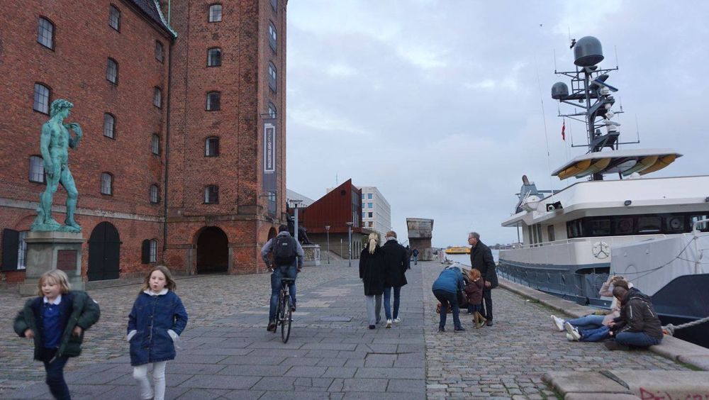 Photograph by Andrii Akhtyrskyi