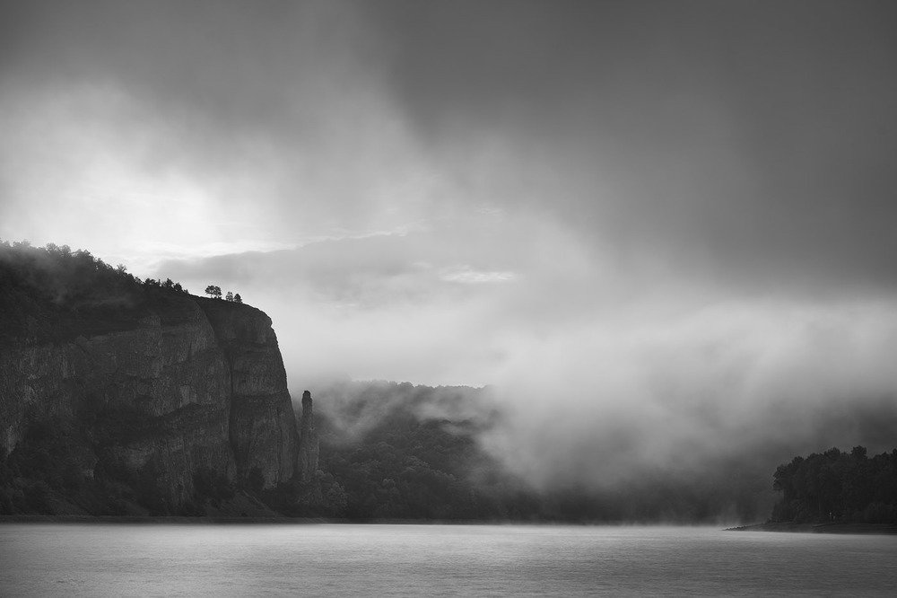 Облака, туман и перст указующий