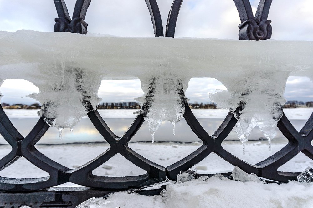 Между небом и землей