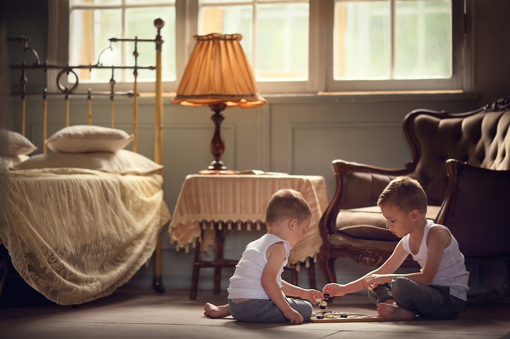 Старший брат...