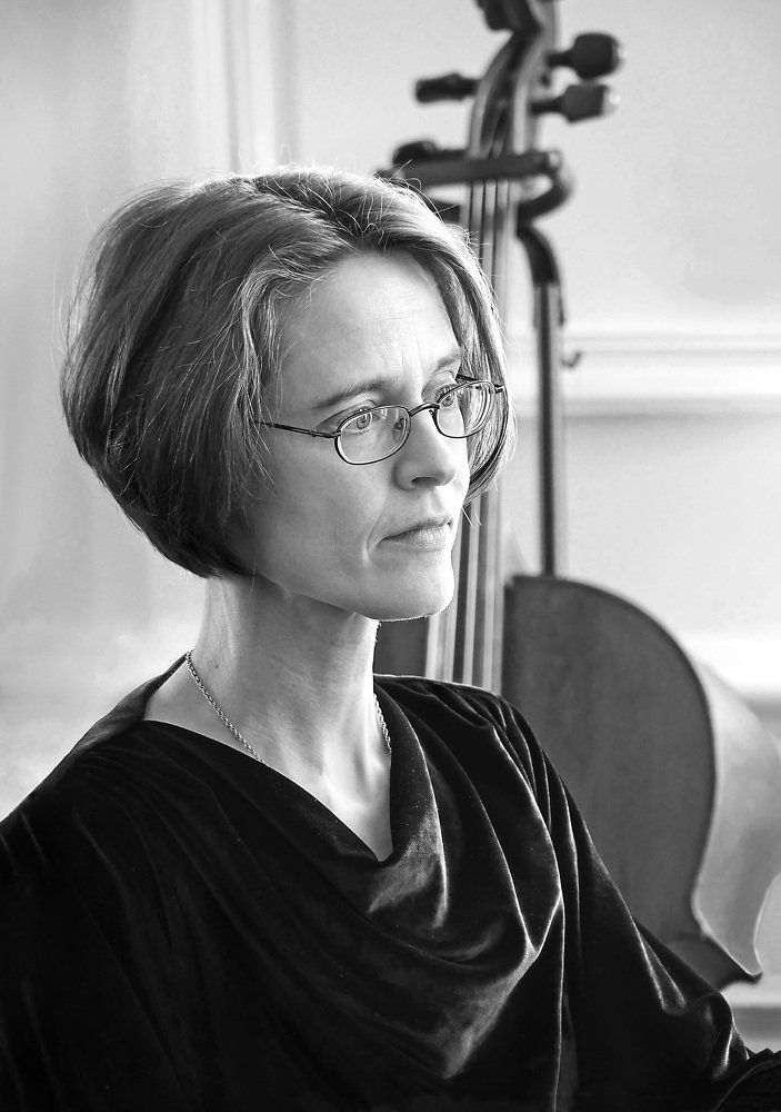 ПОРТРЕТ МУЗЫКАНТШИ.