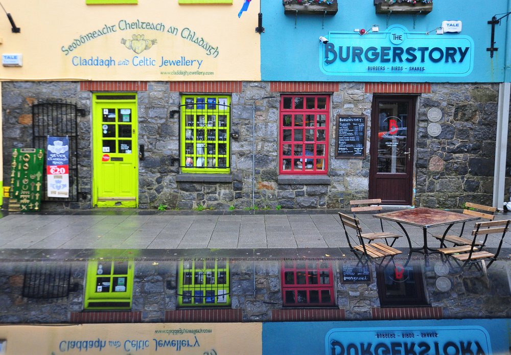 Colors in the city of Galway