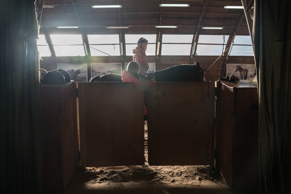 Hippotherapy for autistic child