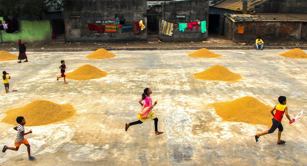 Blustery childhood of village children