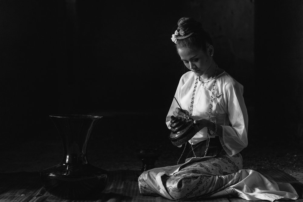 Burmese Handicraft Maker