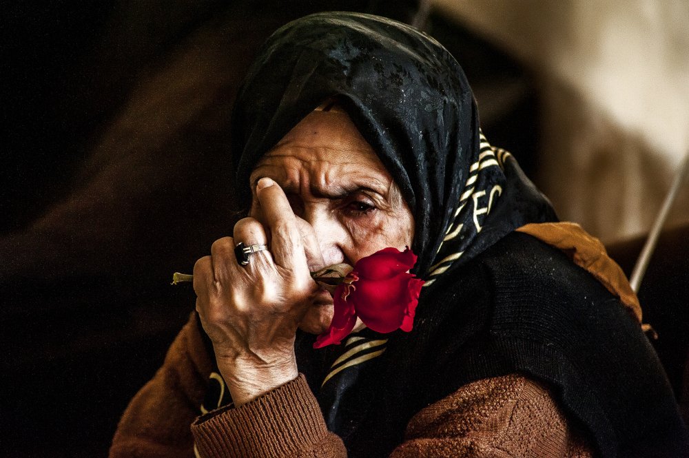 Photograph by DAMOUN POURNEMATI