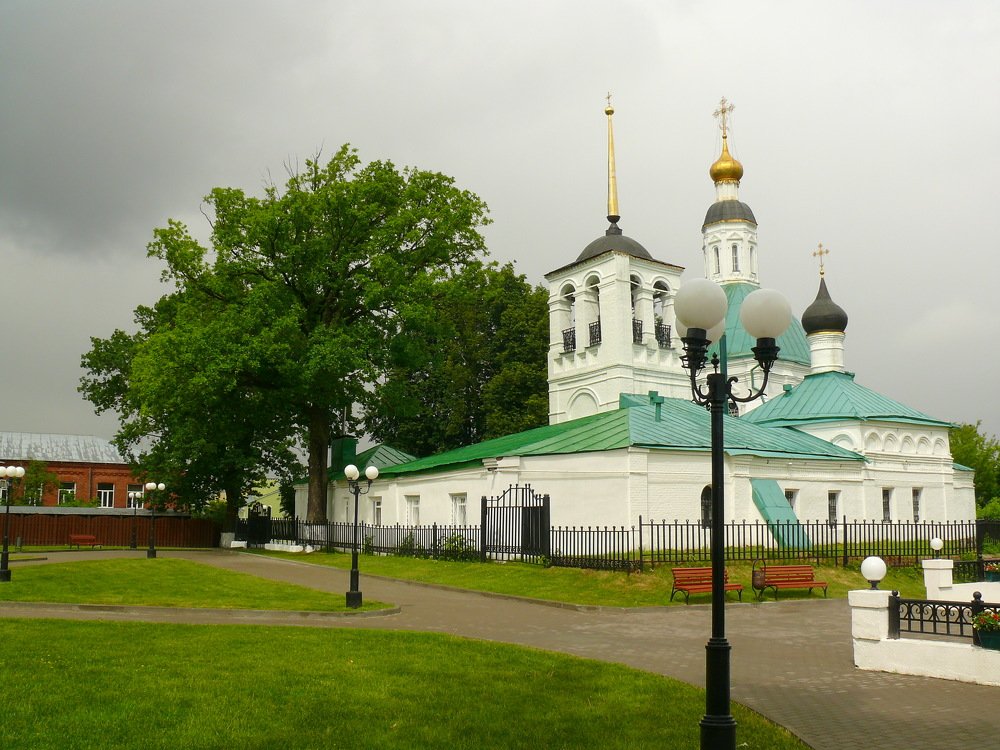 Пасмурный день.