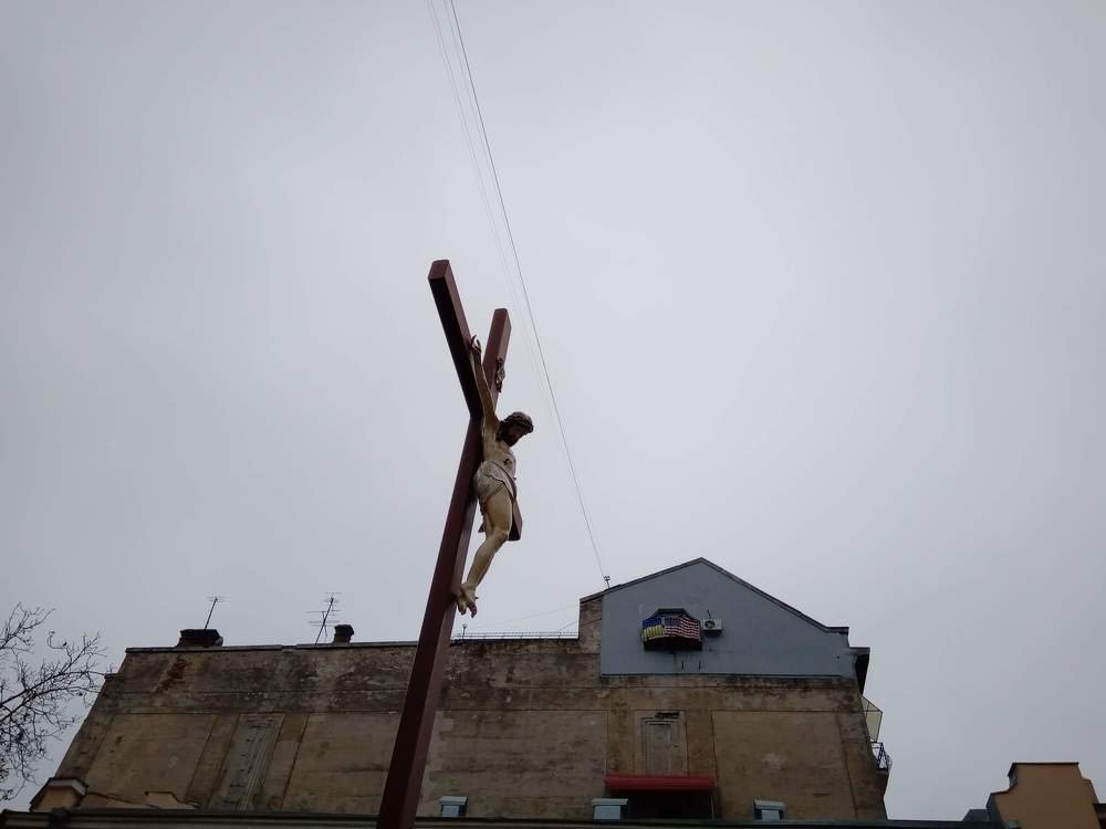 Calvary with air conditioning - Голгофа с кондиционером