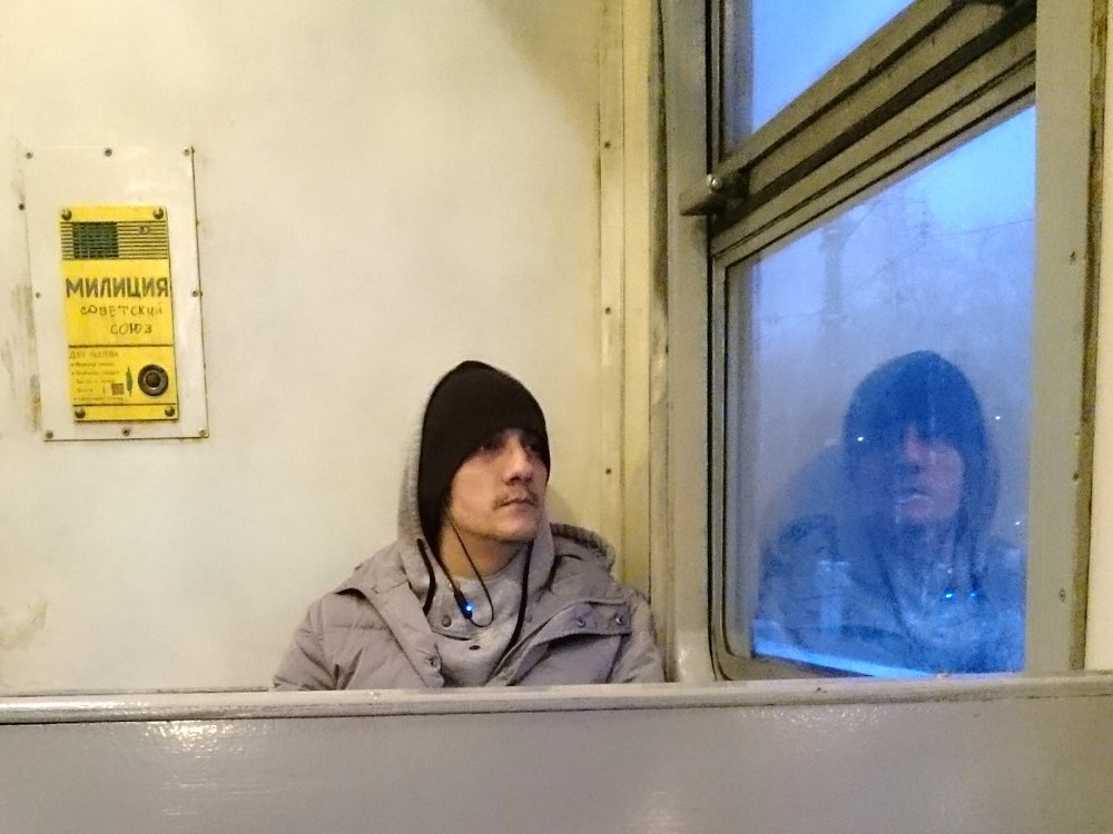 Long way home.   Долгая дорога домой.