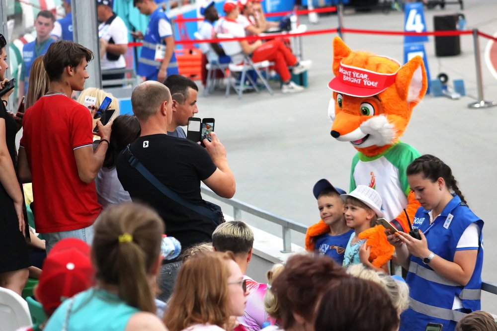 Фотография автора Лариса Ременьчик