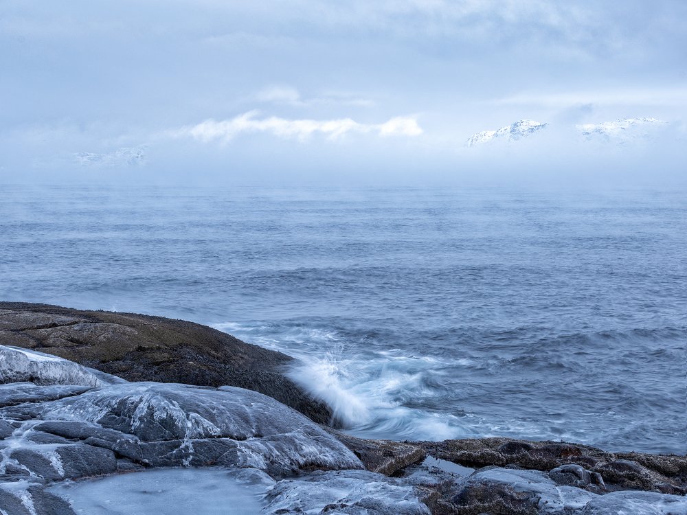 Там за туманами