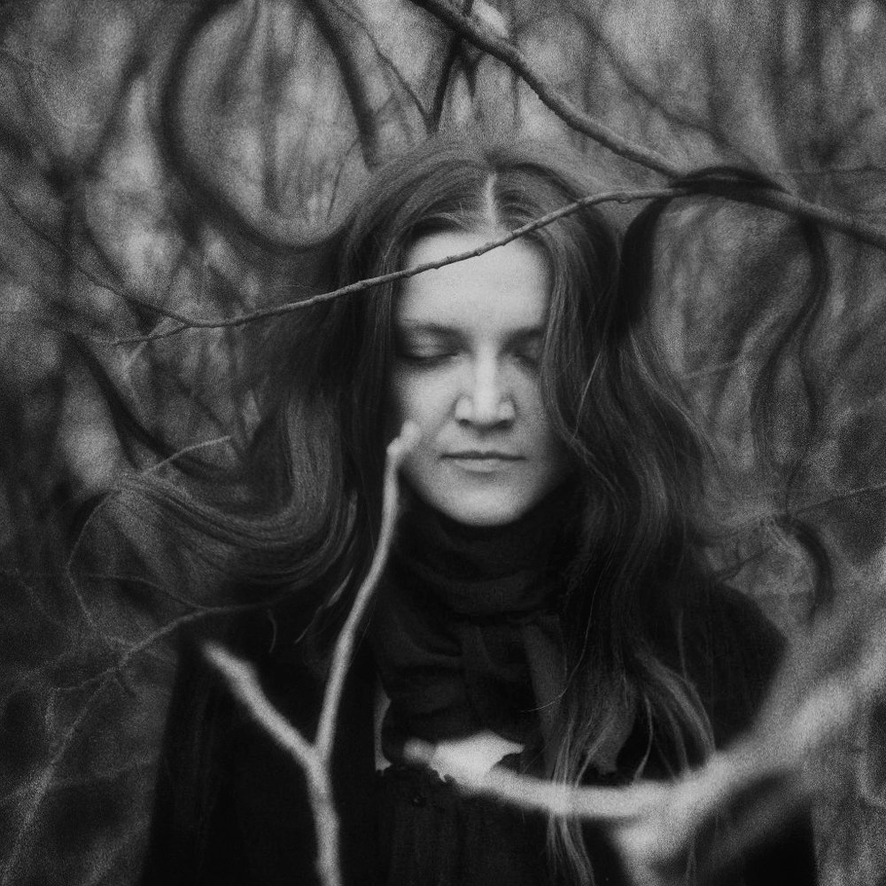 plunging into itself | погружаясь в себя