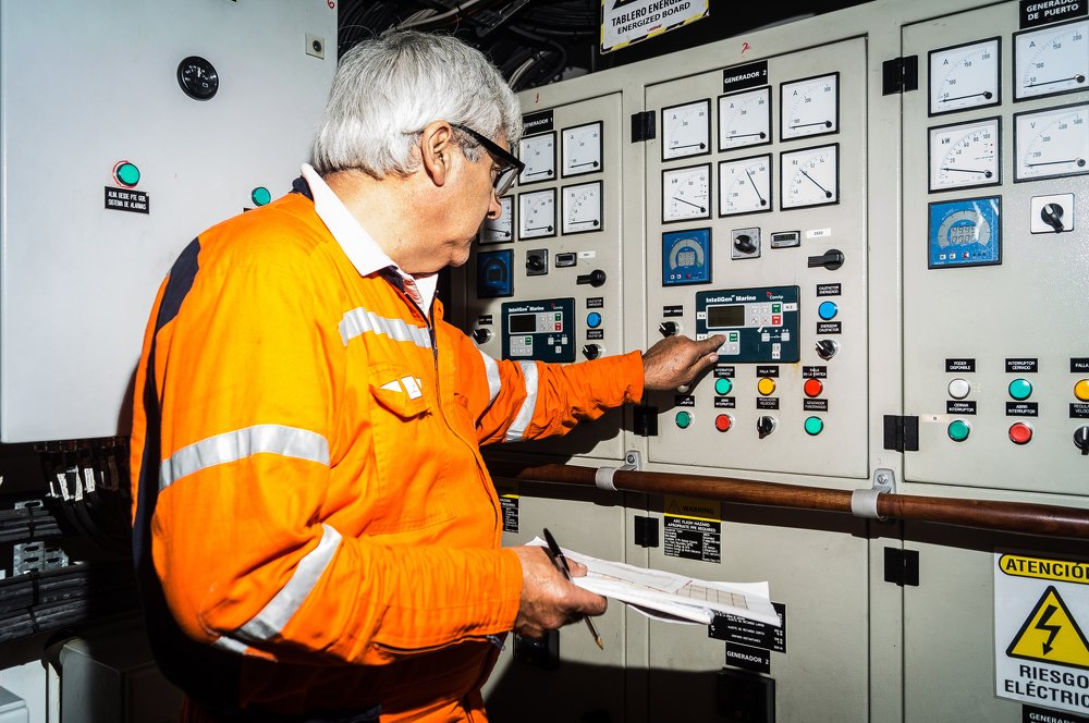 Port tugs, Puerto de San Antonio, Valparaíso, V Region