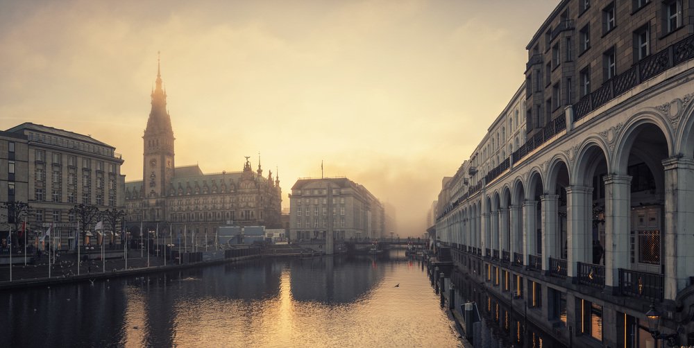 Photograph by Alexander Schönberg