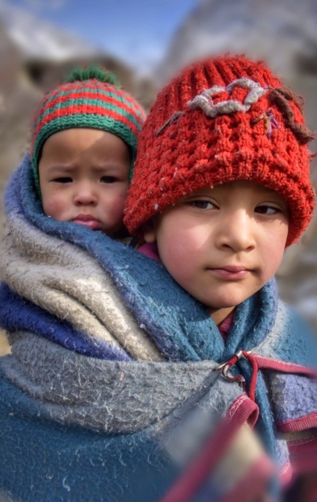 Caring younger in Gilgit-Baltistan style the north Pakistan