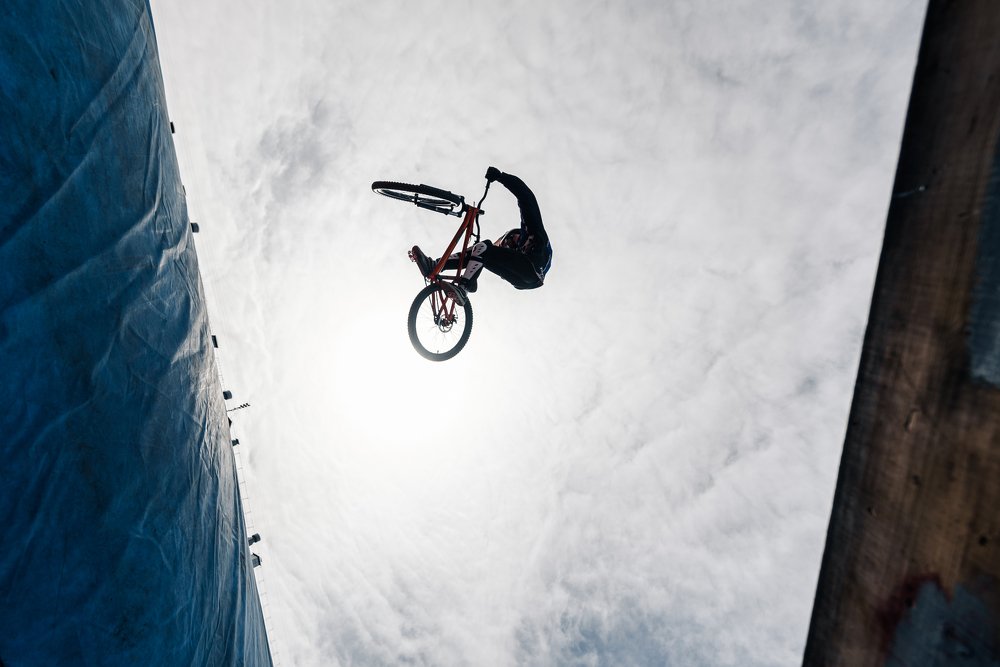 Рождённый ездить летать может