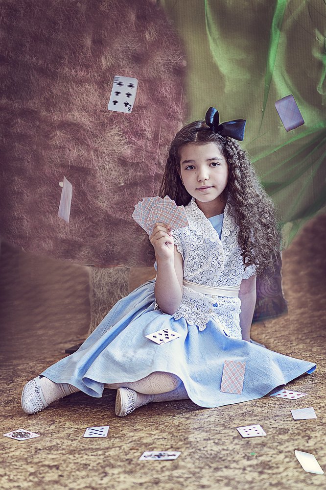 Алиса в стане чудес.