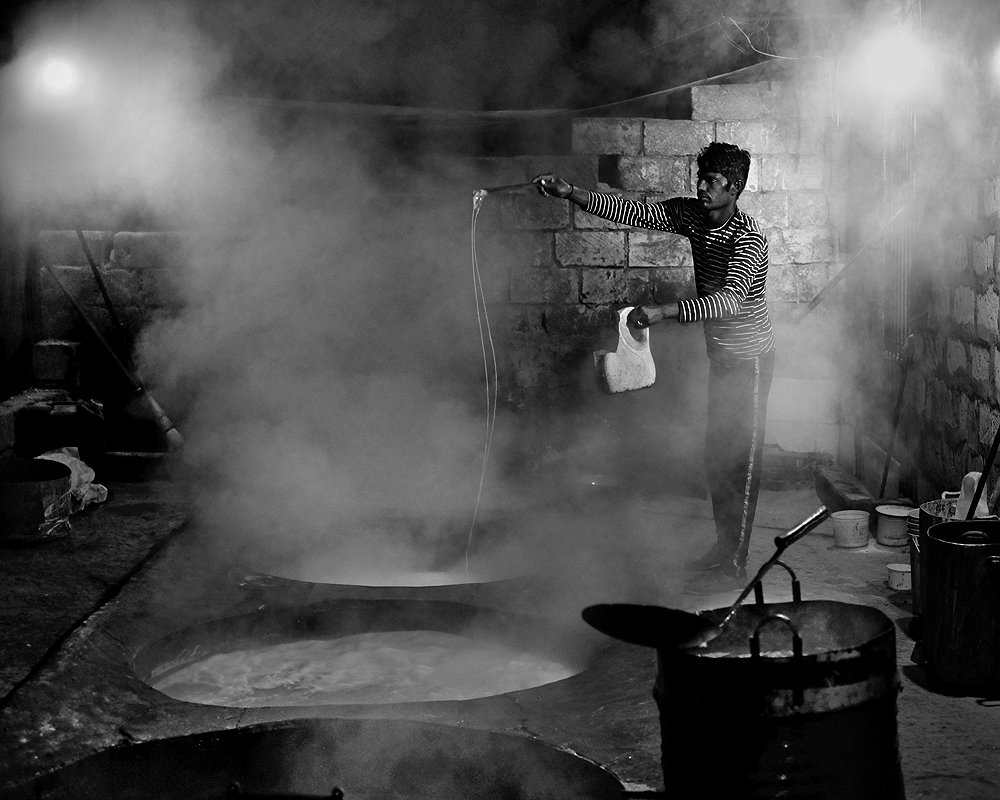A man in sugar factory 4