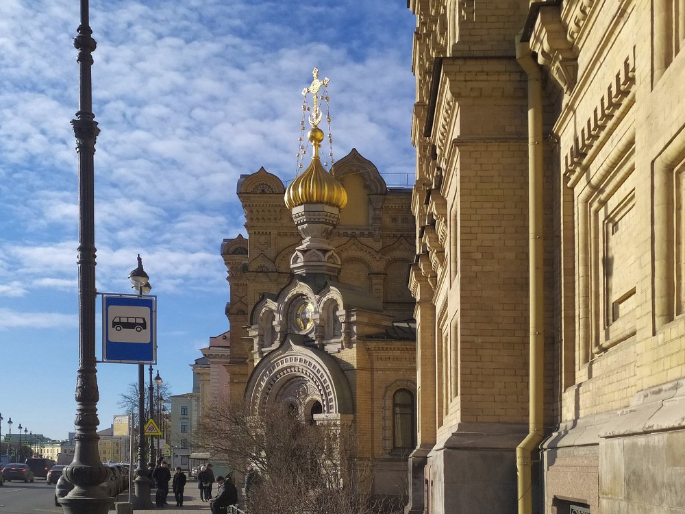 Церковь на Васильевском острове в СПб. Автор Александра.