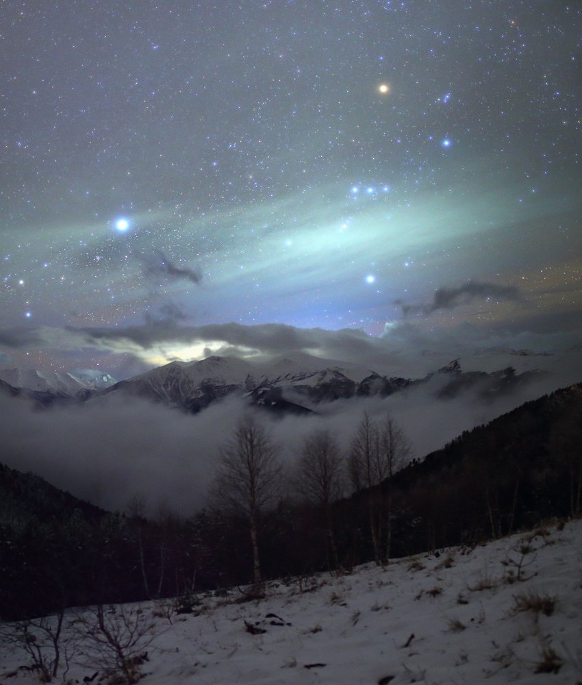 Орион над океаном облаков