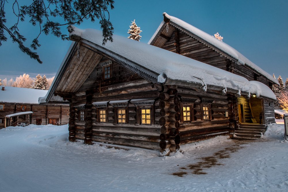 Зимний вечер в Корелах.