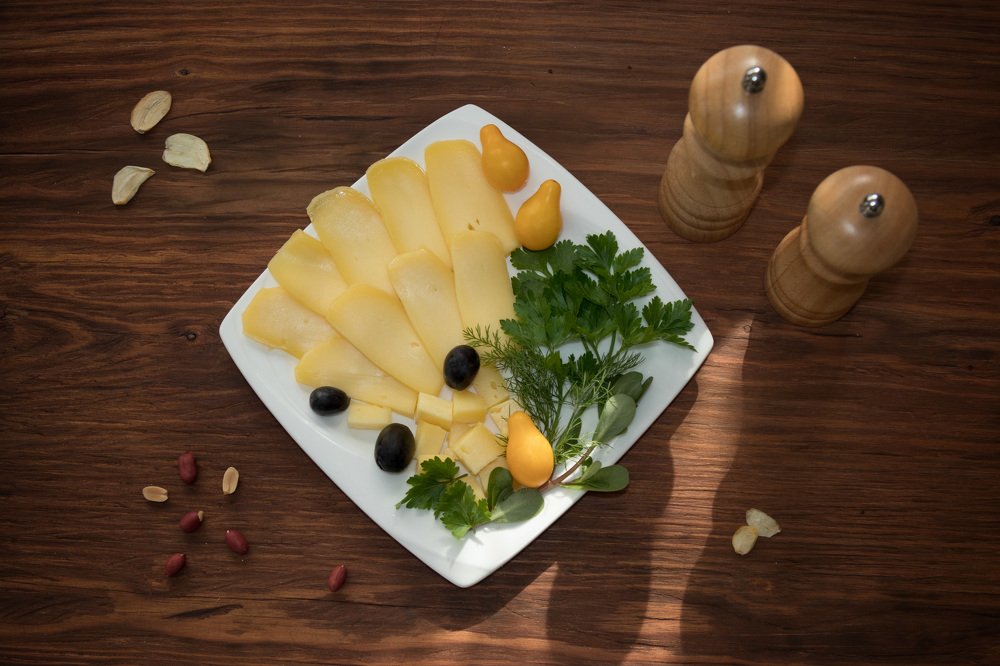 Солнечный завтрак деликатесный.