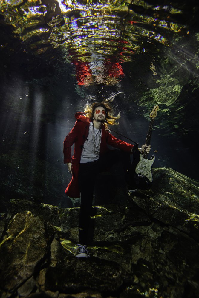 Photograph by Hernan Santiago