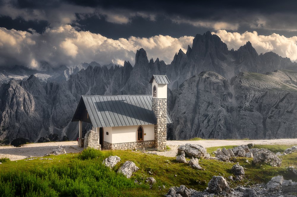 Photograph by Jakub Perlikowski