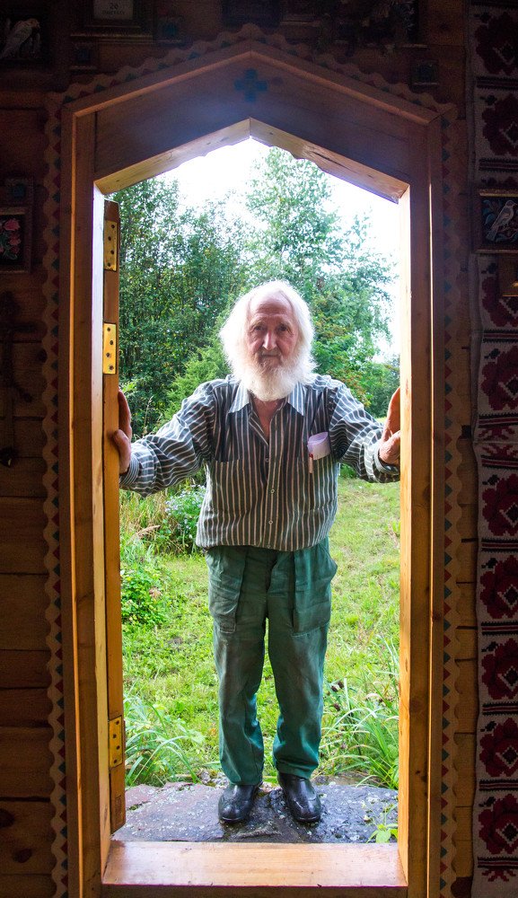 У порога