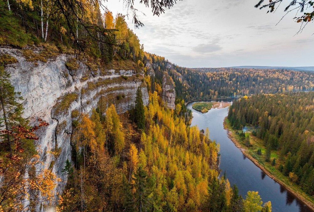 Золотая осень на Усьвинских столбах