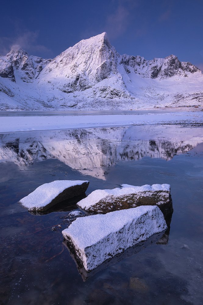 Photograph by Kani (kanipolat.com) Polat