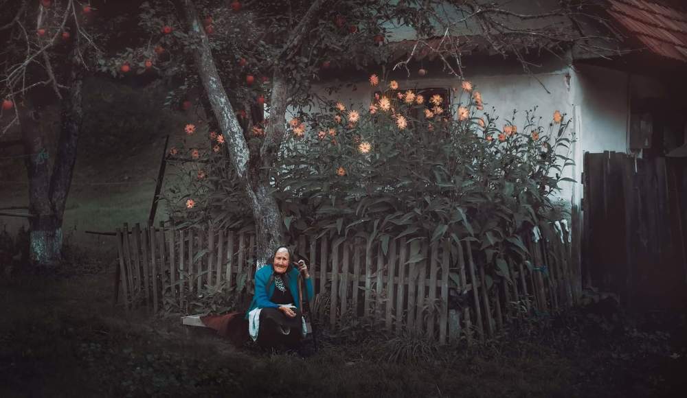 Photograph by Kazamil Farid