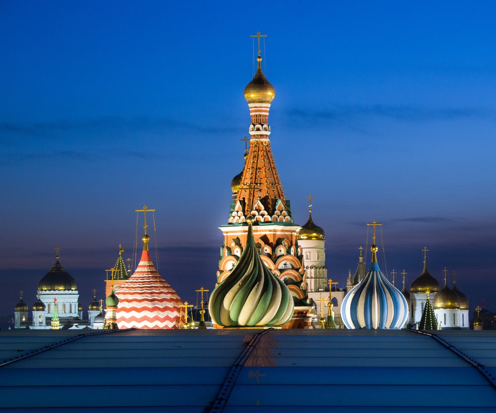 Москва, помнит запах революций