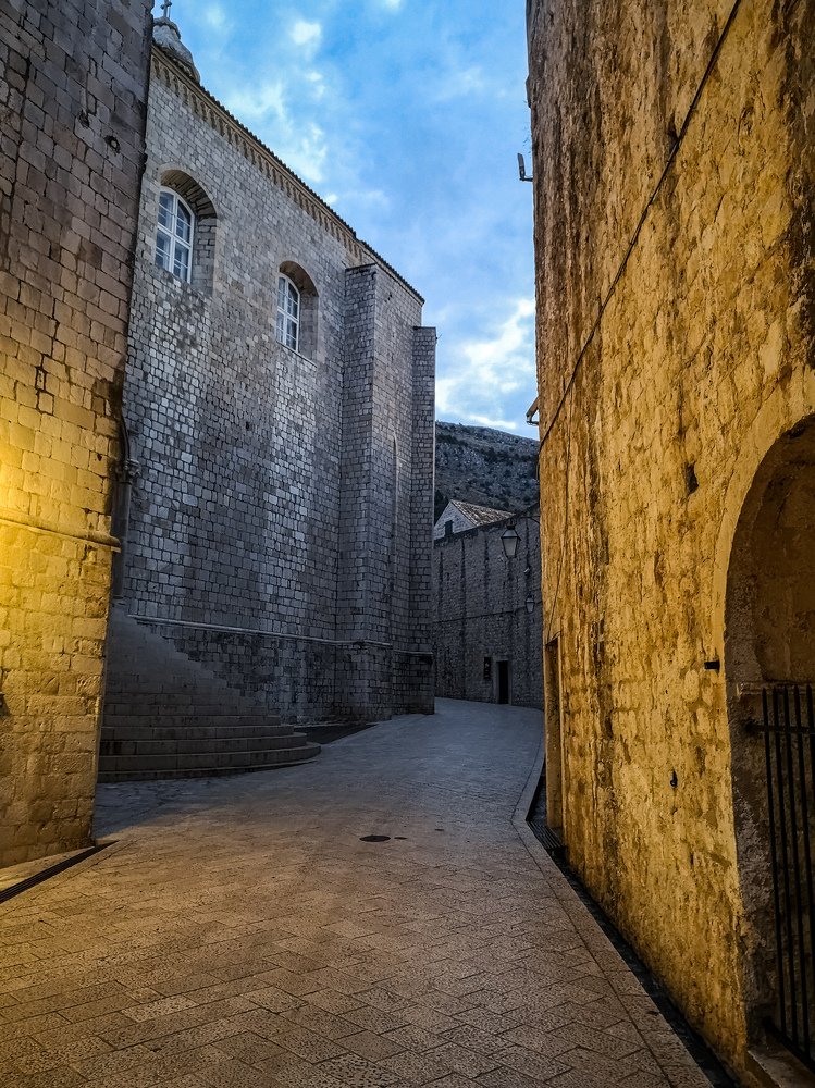 Пустые улочки Дубровника