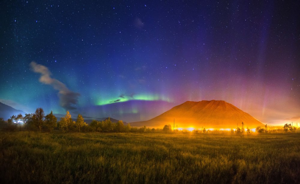 Осеннее сияние над Хибинами