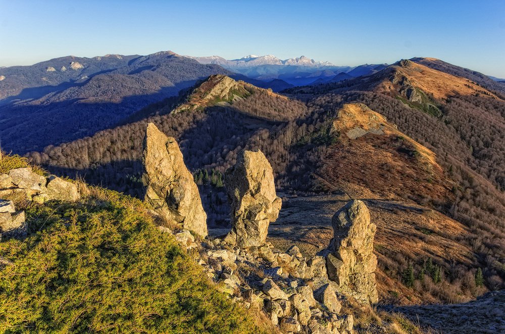 Три Стража горной страны