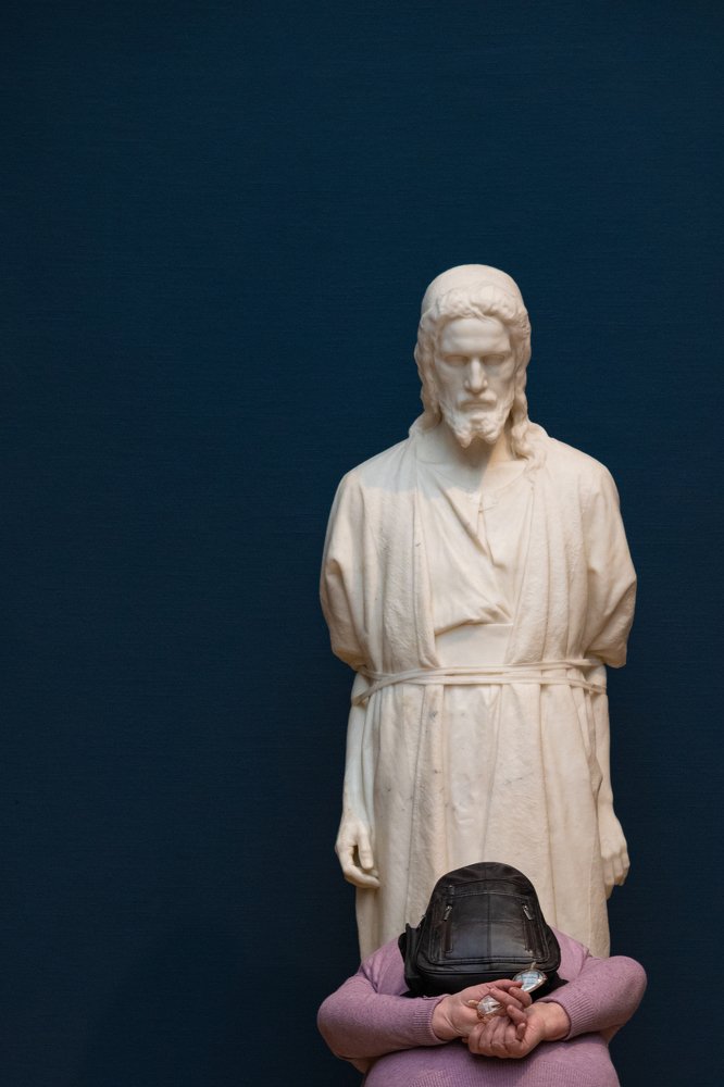 Христос перед народом