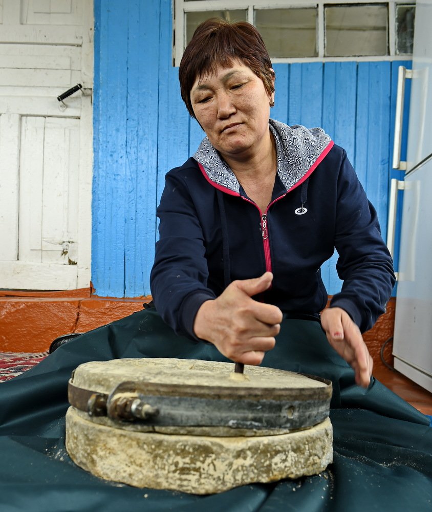 Каражар : большая семья маленького аула.