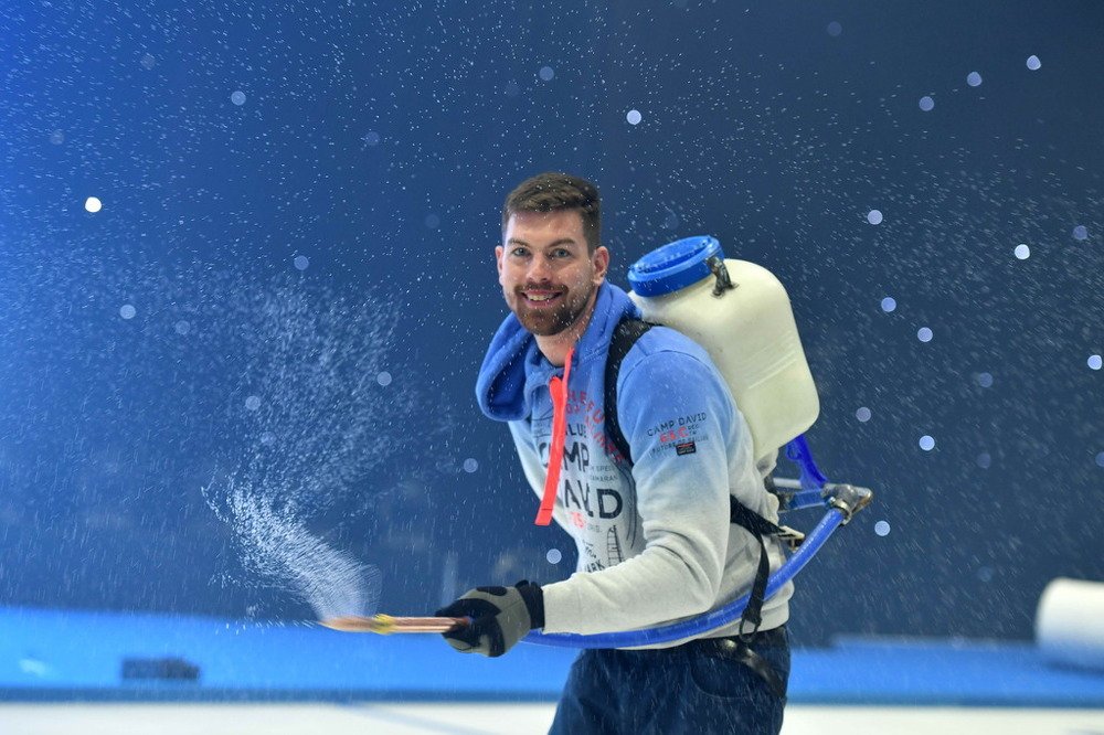 Айсмейкер Патрик Капралик