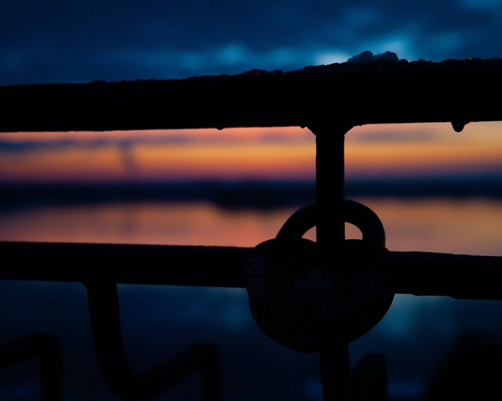 Вечерняя прогулка по набережной