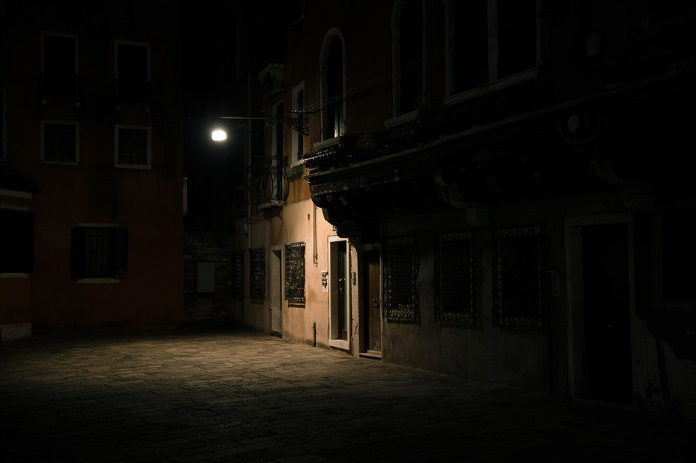 Photograph by Alberto Gonzato