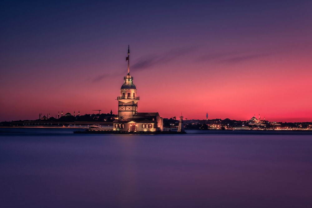 Magnificent Contrast