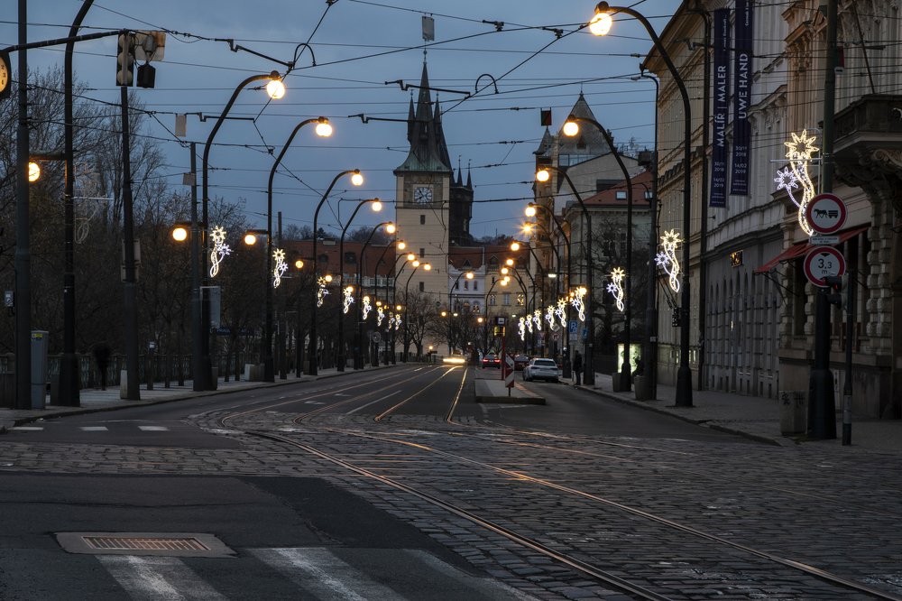 Прага вечерняя