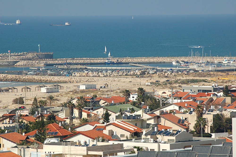 Photograph by Liliana Grup